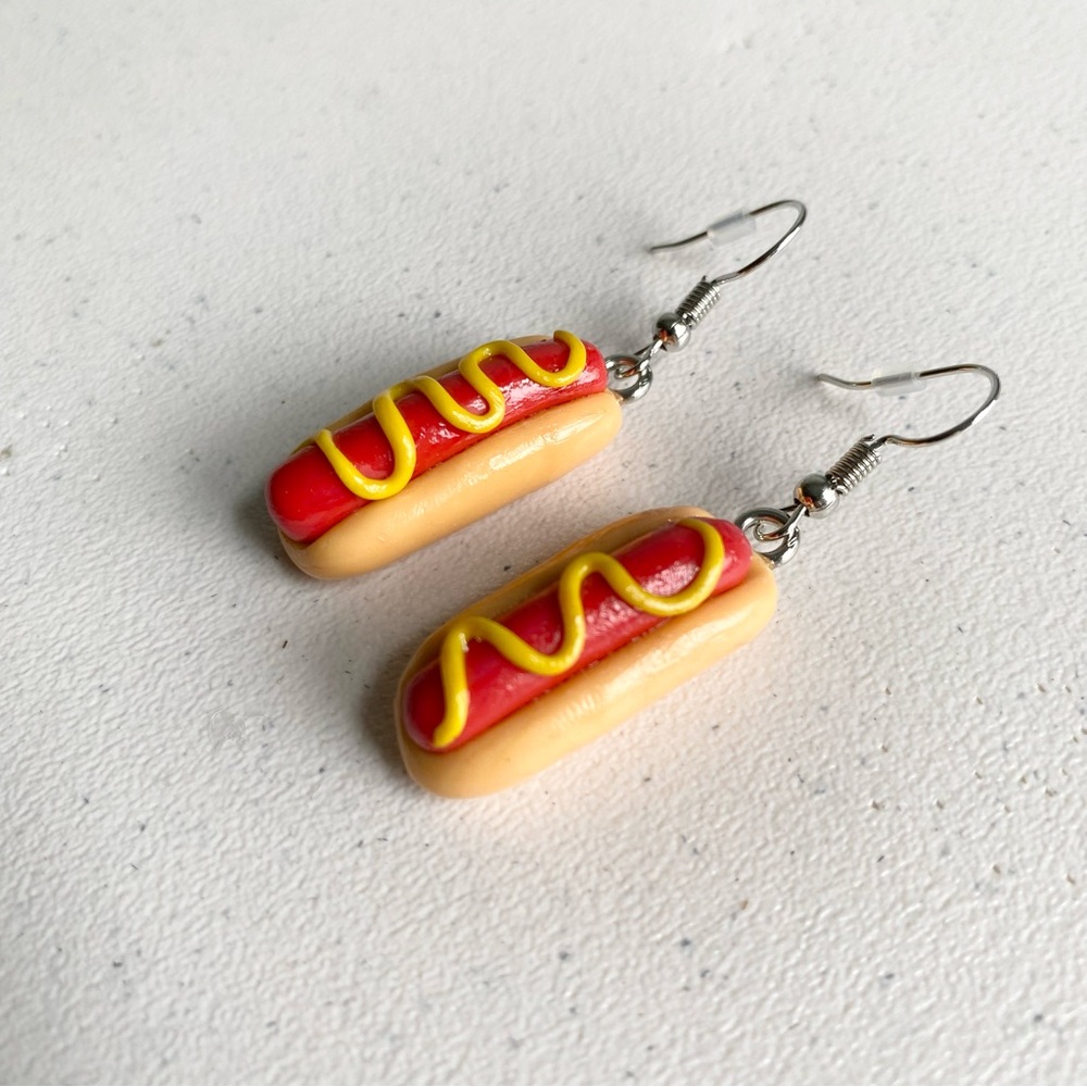 Handmade Hotdog Earrings 🌭 - Picture 2 of 6